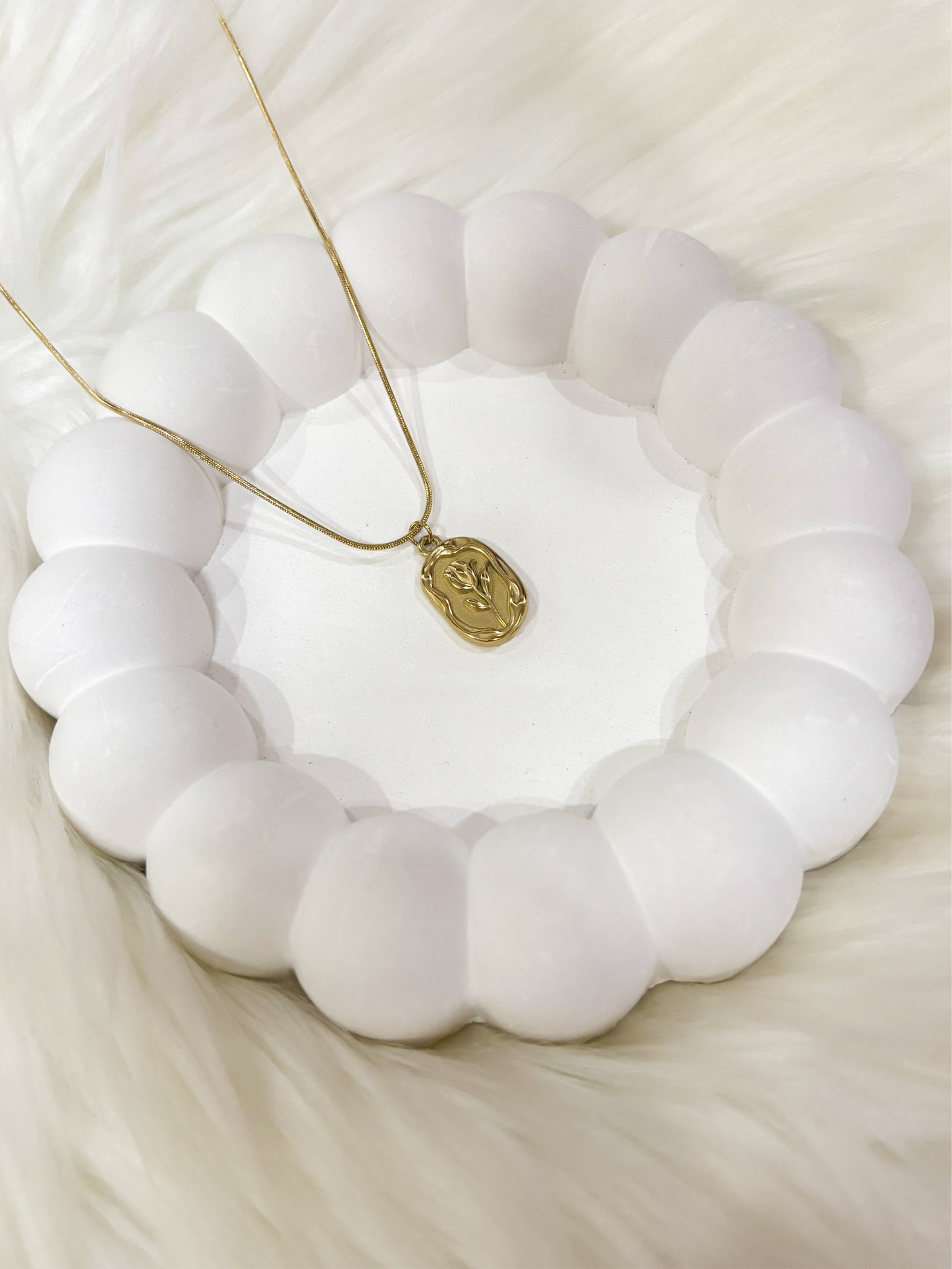Rose Necklace
