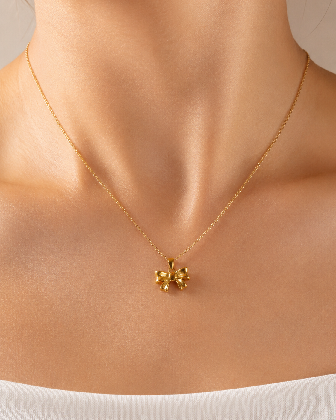 Bow Necklace