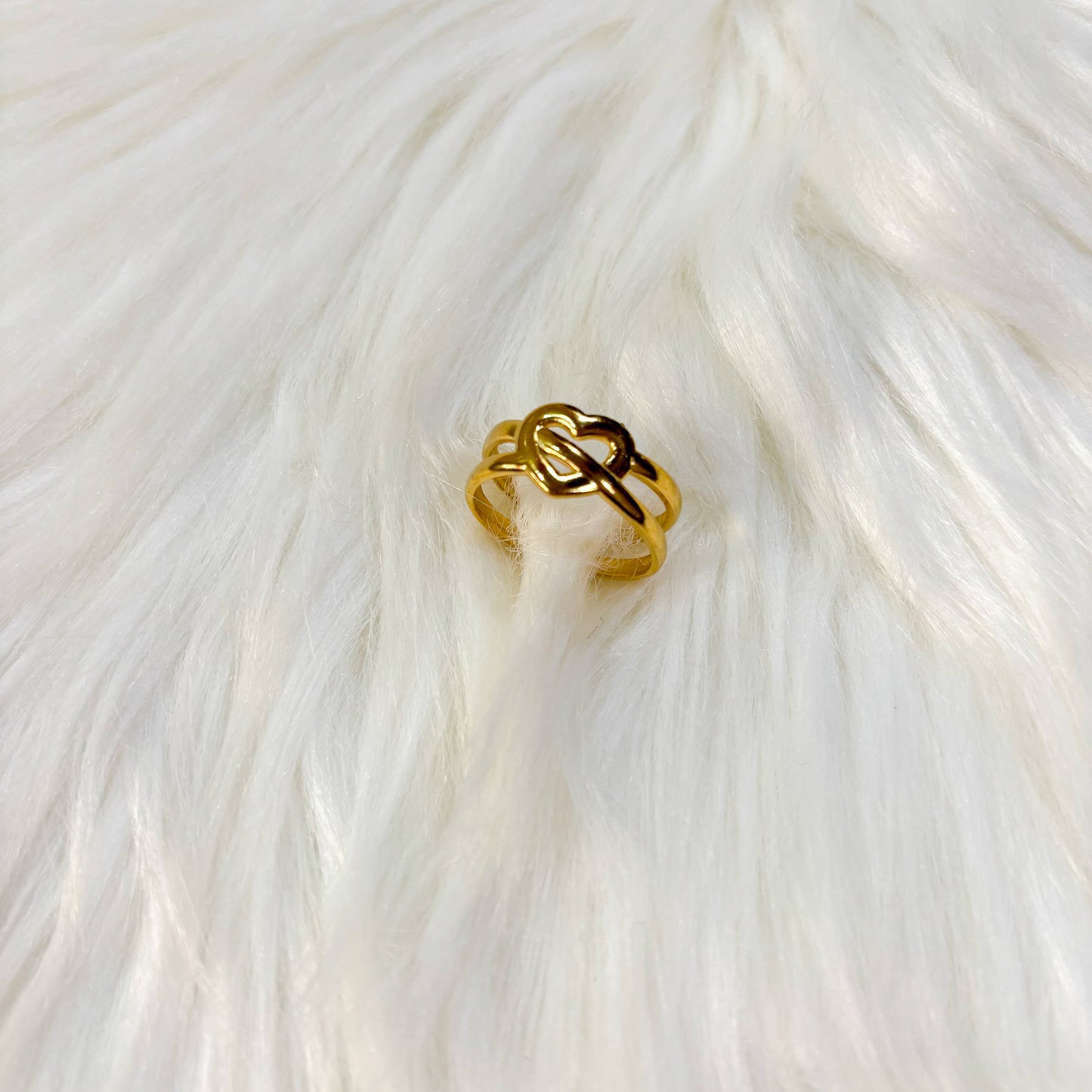 Amelia Ring