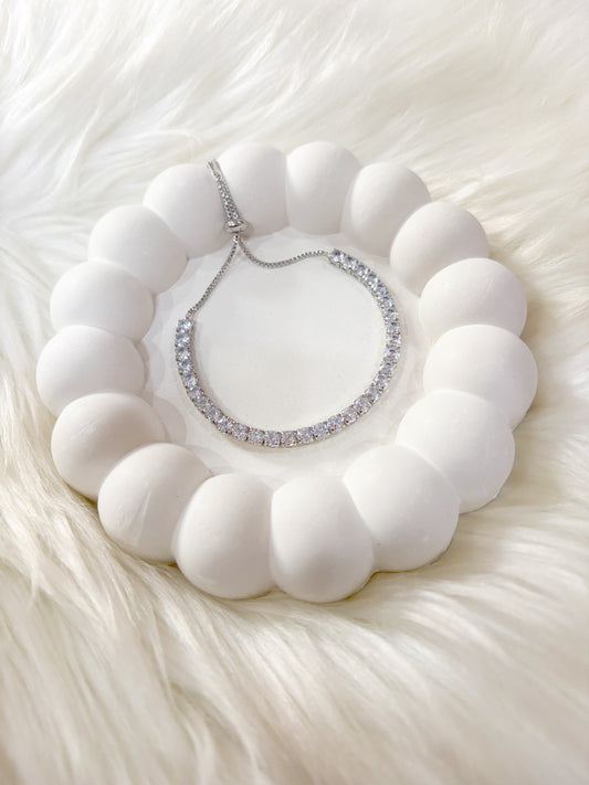 Snow White Bracelet